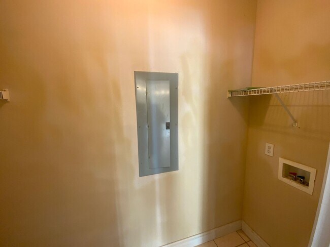 Foto del edificio - Byram Oaks Properties