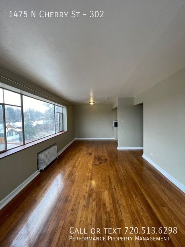 Foto del edificio - 1475 N Cherry St