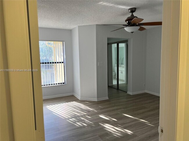 Foto del edificio - 151 SW 95th Ter