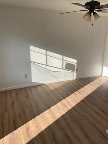 Building Photo - 215 Roberts Cir