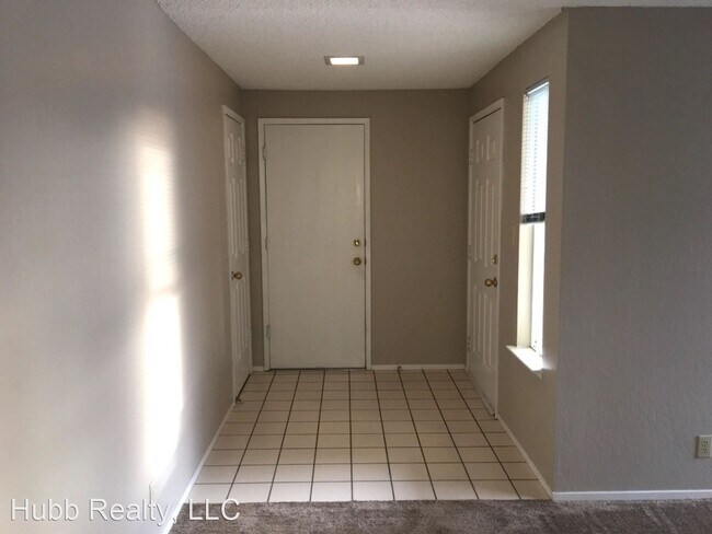 Building Photo - 3 br, 2 bath House - 905 Locomotive Way