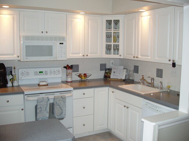 Foto del edificio - 205 Bloomingdale Ave