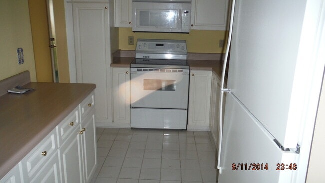 Building Photo - Kiln Creek Townhouse