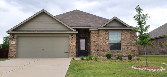 Building Photo - 1705 Blue Water Ct