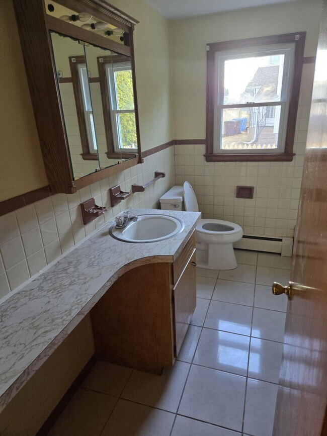 Foto del edificio - 144 Osgood Ave