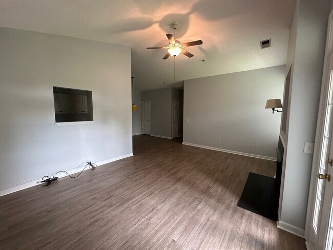 Foto del edificio - Condo / Burlington