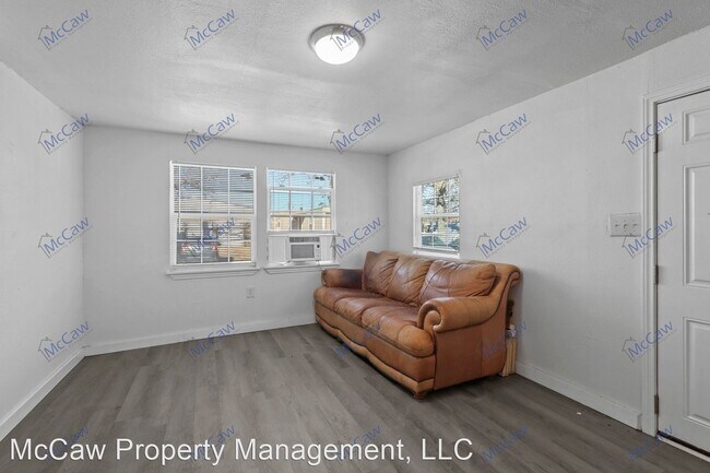 Foto del edificio - 2 br, 1 bath House - 16 Frank Cir.