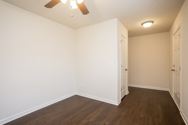 Foto del edificio - 1459 Tamarino Dr