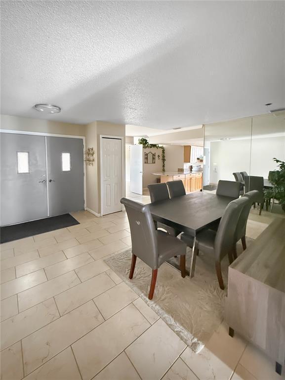 Foto del edificio - 257 S Fairbairn Dr