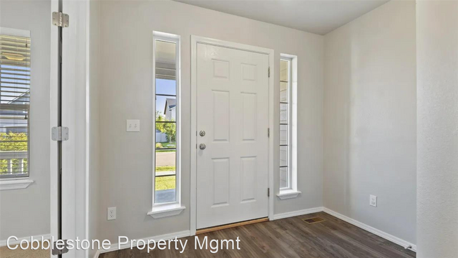 Foto del edificio - 4 br, 2.5 bath House - 11345 W Platte Rive...