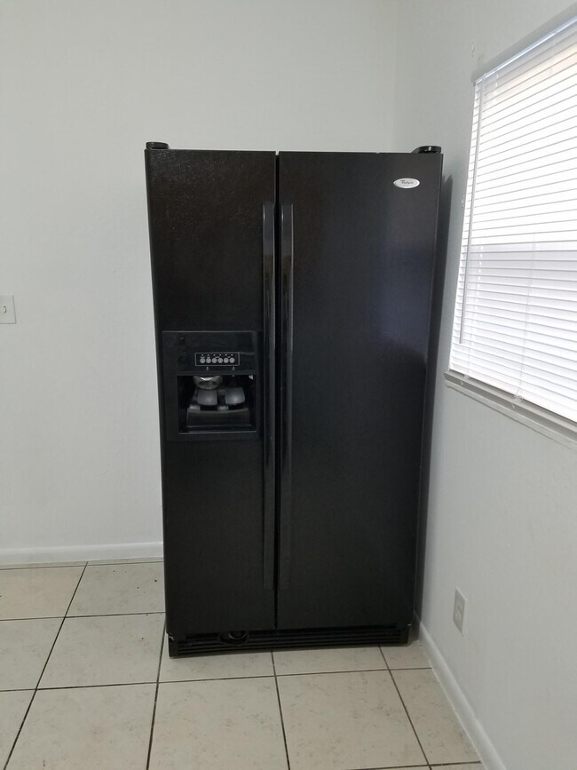 Foto del edificio - 2009 Division Ave