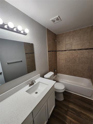 Foto del edificio - 348 Spring Branch Ln