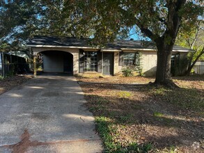 Building Photo - 3415 Ponderosa Cir