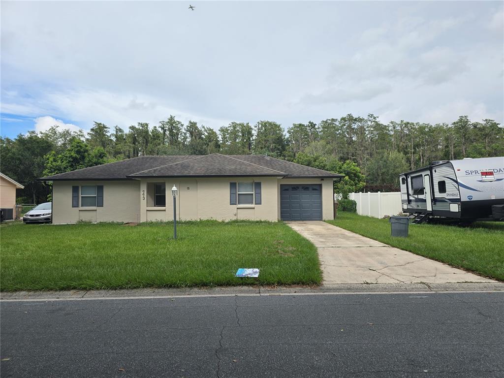 Primary Photo - 773 E Birchwood Cir
