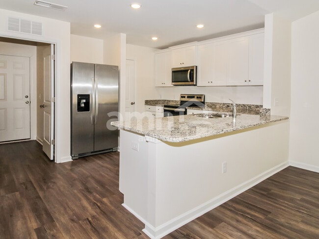 Building Photo - 999 Jt Westfield Dr