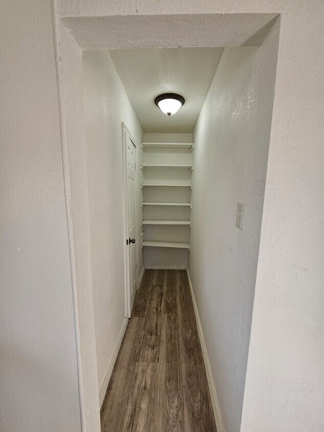 Foto principal - 3212 San Salvador St