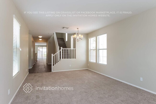 Building Photo - 3935 E Morelos St