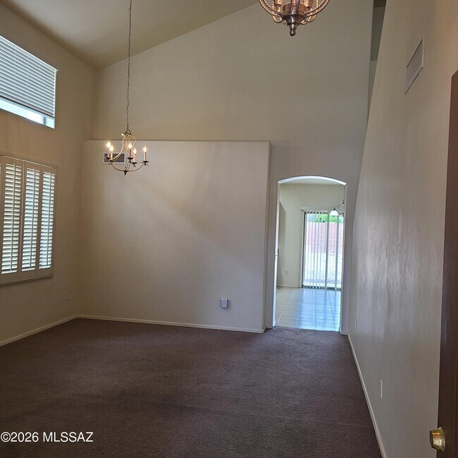 Foto del edificio - 9133 S Whispering Pine Dr