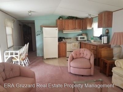 Foto del edificio - 607 Cottage Park Ln