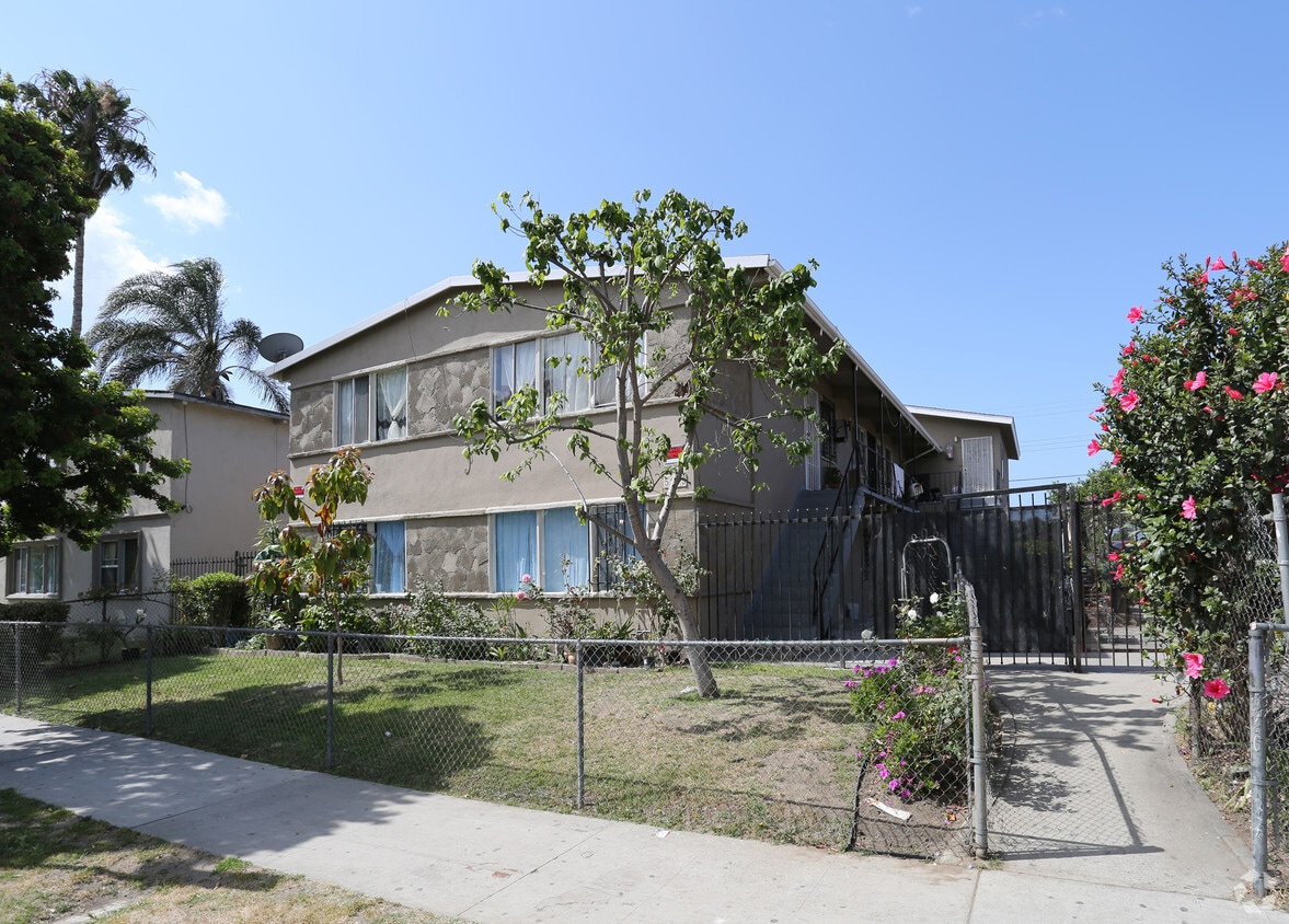 Primary Photo - 5009 Slauson Ave