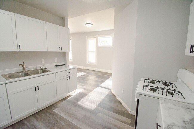 Foto del edificio - 1516/1520 E Hawthorne St