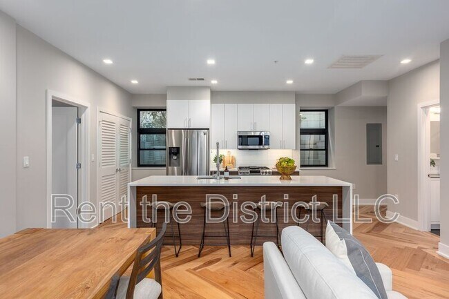 Foto del edificio - 1345 K St SE