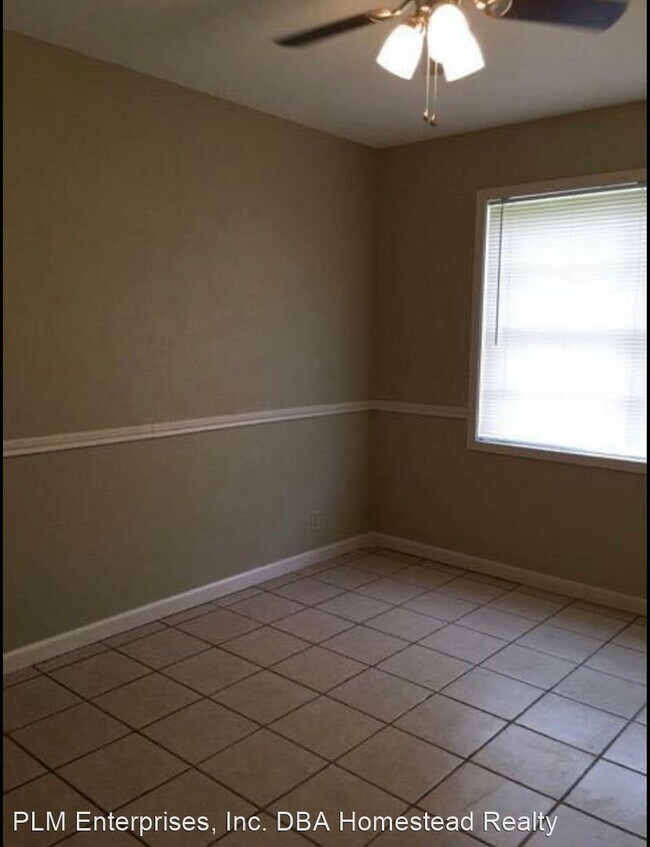 Foto del edificio - 3 br, 1 bath House - 9375 Mclean