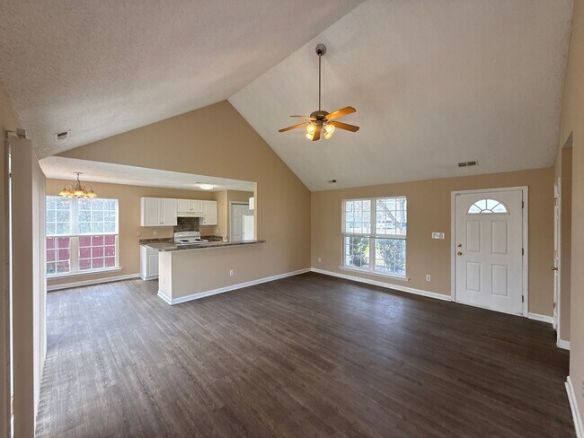 Foto del edificio - 507 Shafter Ct