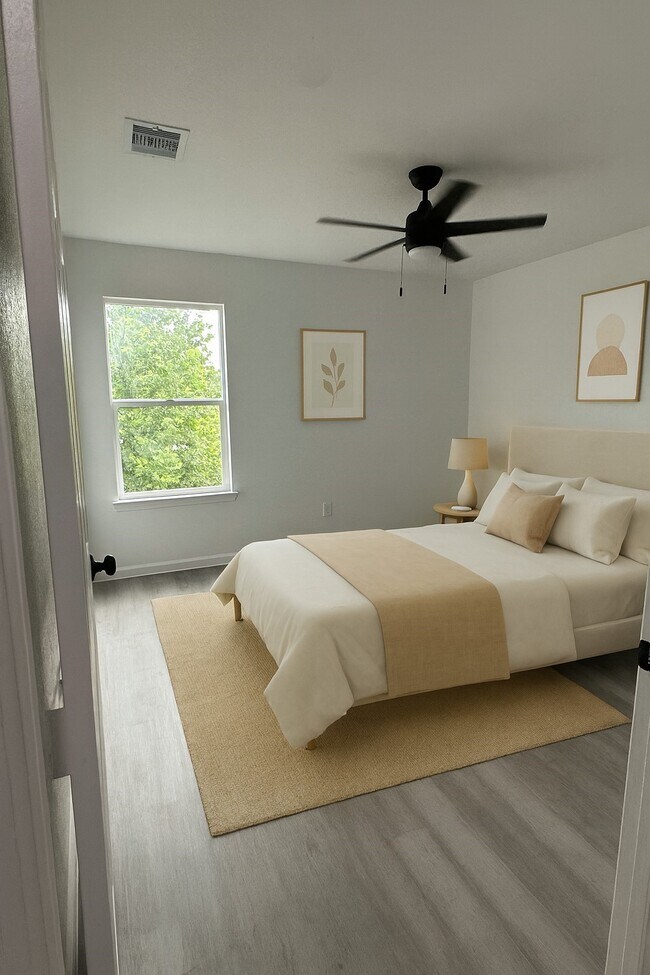 Foto del edificio - 15565 Kurt Dr