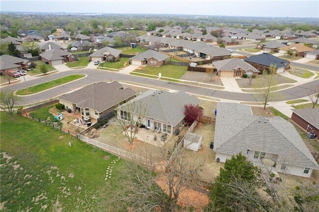 Foto del edificio - 2923 City View Ct