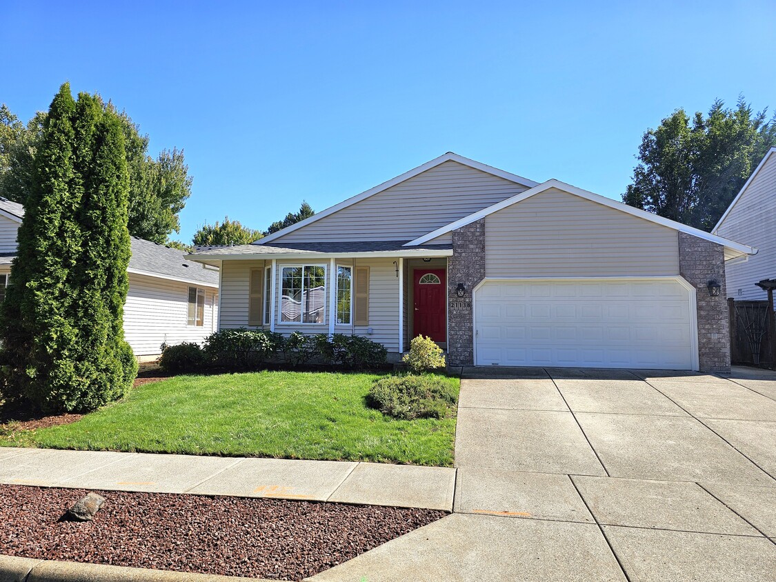 Primary Photo - 21138 SW Houston Dr