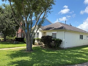 Building Photo - 11915 Sanspereil Dr