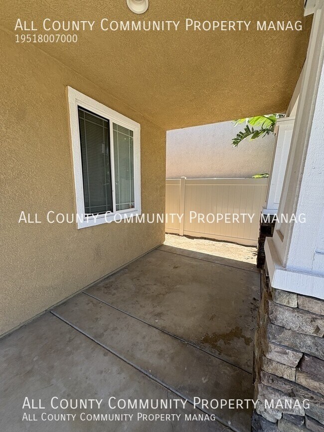 Building Photo - 3931 Palmetto Haven Ct