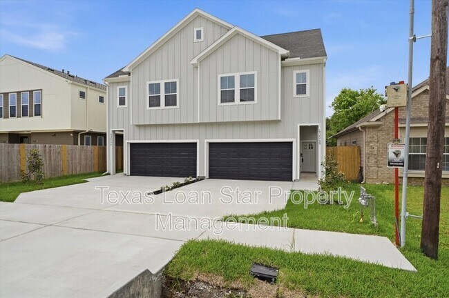 Foto del edificio - 4354 Clover St