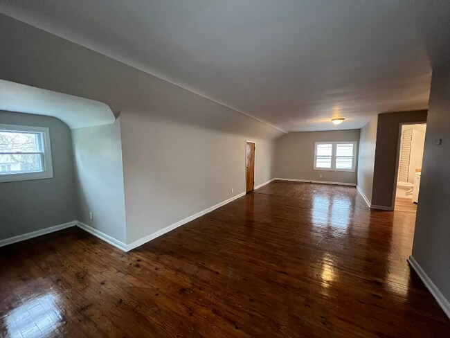 Foto del edificio - 4102 Princeton Blvd