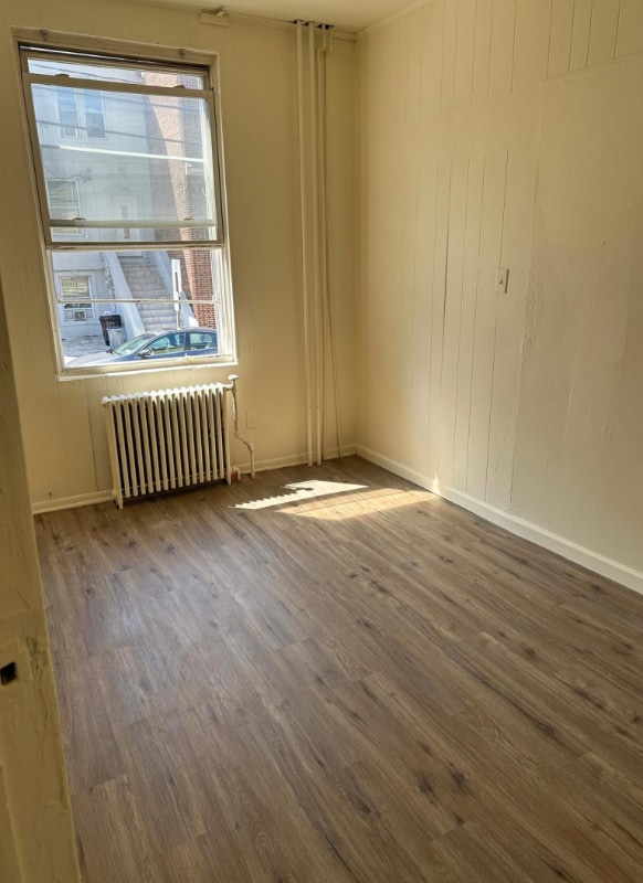 Building Photo - 120-122 Grand Ave