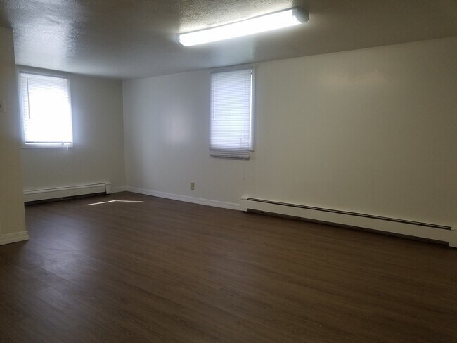 Foto del edificio - 612 Middlebury St