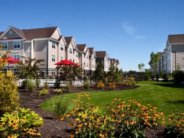 Laurel Green - Apartments in Mt. Laurel, NJ | Apartments.com