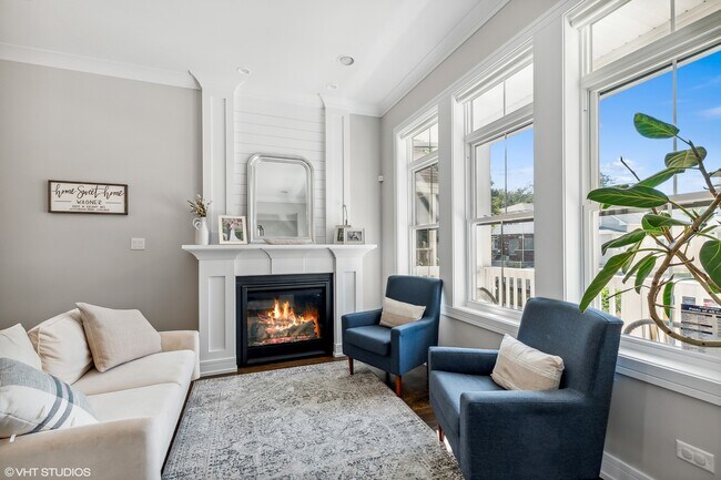 Foto del edificio - 5334 W Leland Ave