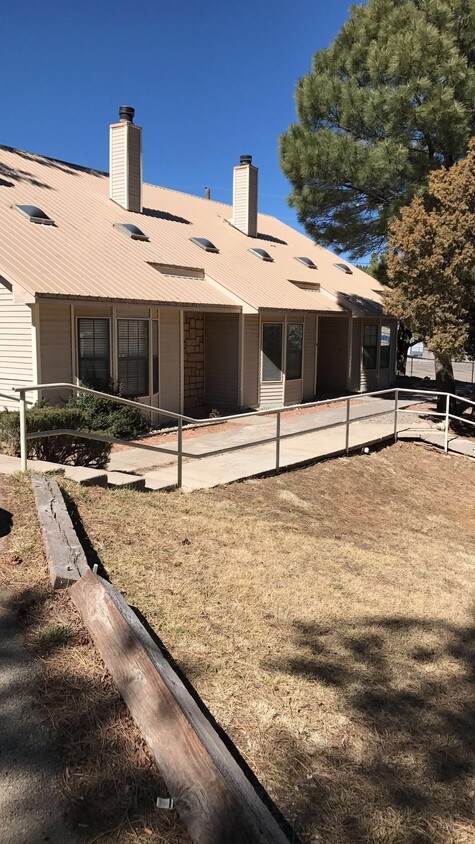 Nivel de entrada - Aspen Circle Apartments