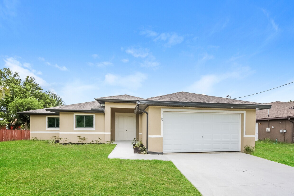 Foto principal - 3507 19th St SW