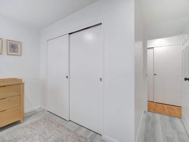 Foto del edificio - 8841 John F. Kennedy Blvd