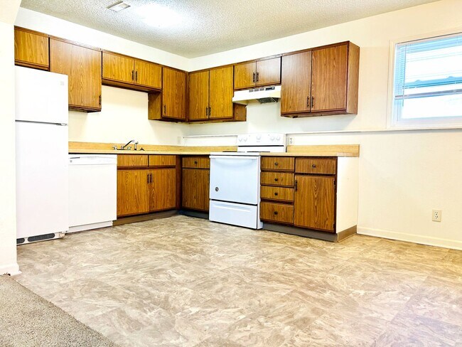 Foto del edificio - Spacious Two Bedroom Home