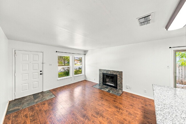 Building Photo - Ask about current rent incentives and specials being offered and book your self guided tour today.