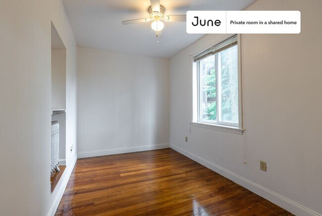 Foto del edificio - Room in Shared 4 bed/2 bath home