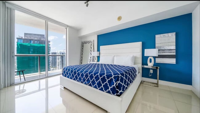 Foto del edificio - 485 Brickell Ave