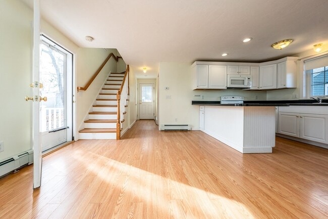 Building Photo - 28 G Hideaway Rd