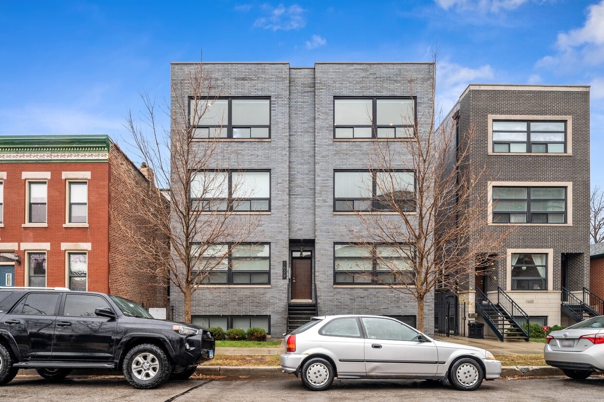 Primary Photo - 1629 S Miller St