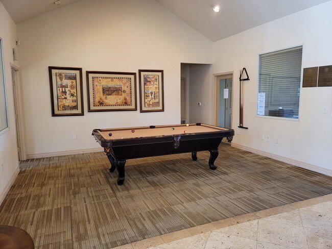 Foto del edificio - The Perfect One Bedroom, One Bath Condo