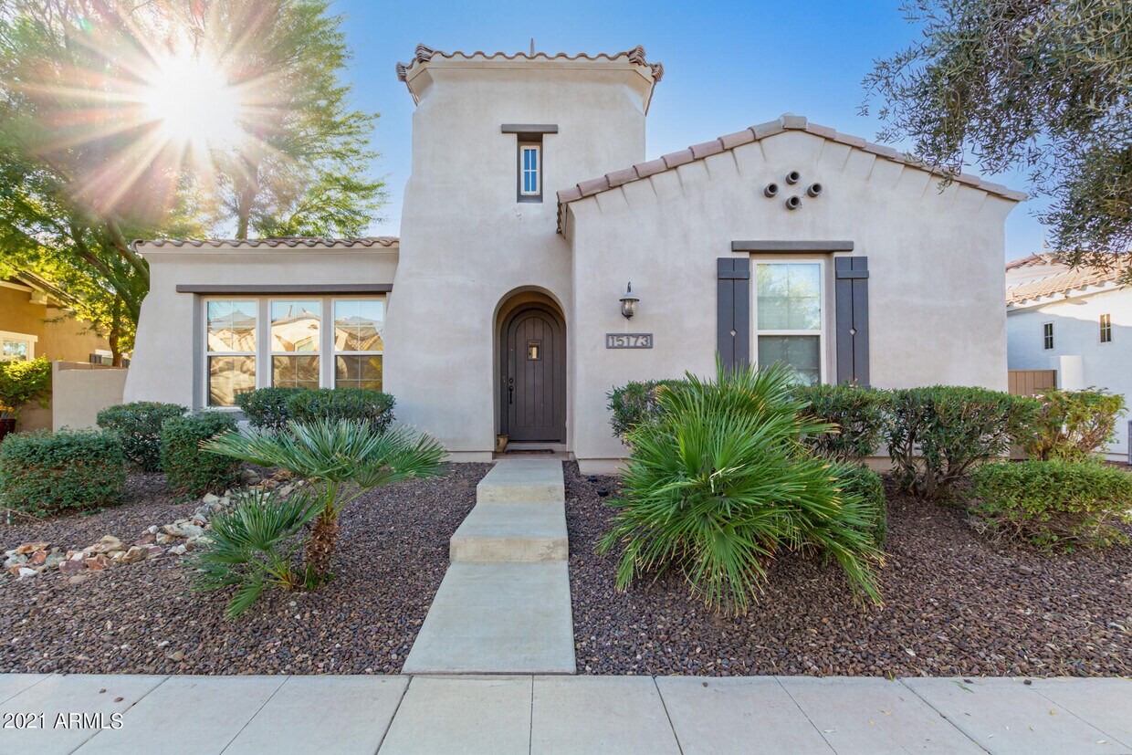 15173 W Larkspur Dr, Surprise, AZ 85379 House for Rent in Surprise